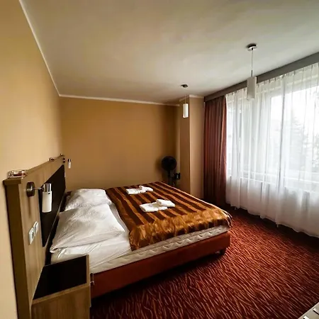 Opera 3* Jaromerice nad Rokytnou