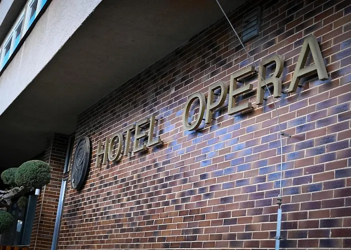 Hotel Opera Jaromerice nad Rokytnou