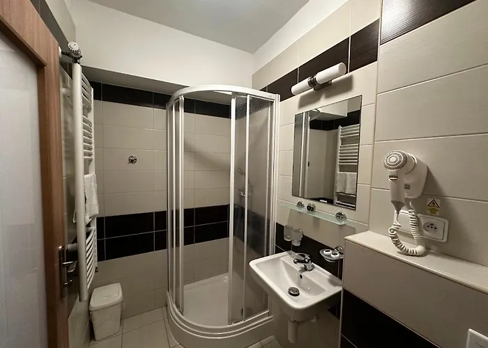 Opera Hotel 3*