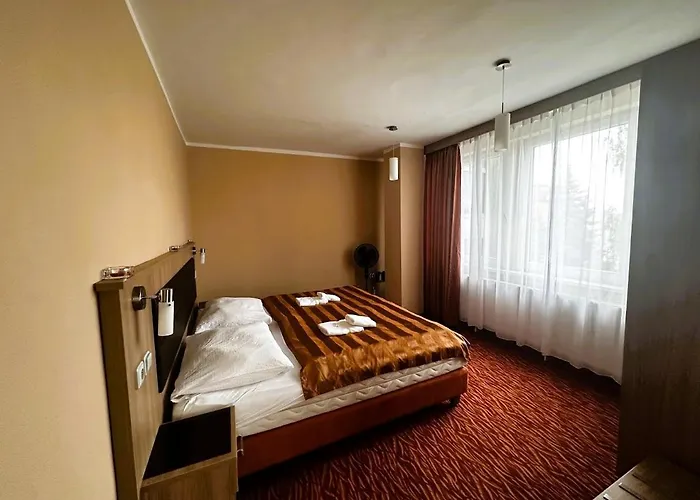 Opera 3* Jaromerice nad Rokytnou